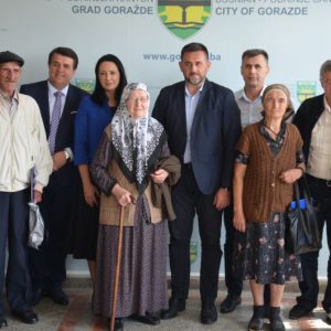 Ugovori za obnovu 15 stambenih jedinica povratnicima u Goraždu i Foči u FBiH