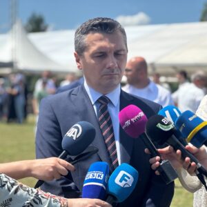 Dizdar: Federalno ministarstvo raseljenih osoba i izbjeglica će podržati formiranje memorijalnog centra žrtvama Prijedora