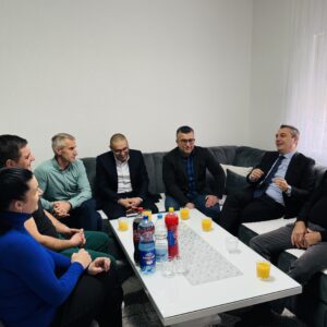 Ministar Dizdar posjetio majku Hediju Godušević koja je rodila trojke